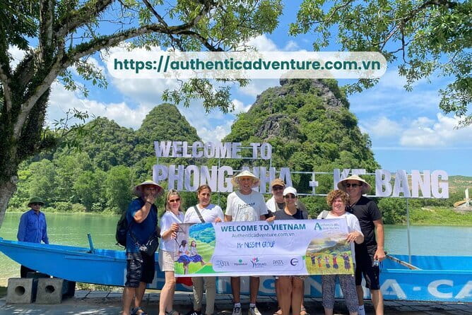 6-Day Central Vietnam Itinerary: Stunning Highlights for 2026-27 - Day 1 in Da Nang: Airport Arrival and My Khe Beach Time