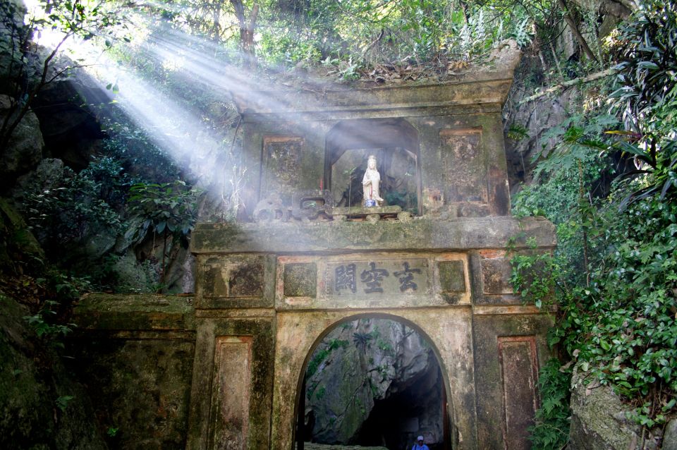 Am Phu Cave, Marble and Monkey Mountain Fullday tour - Marble Mountain (Ngu Hanh Son): Caves, Pagodas, and Real Stone Work