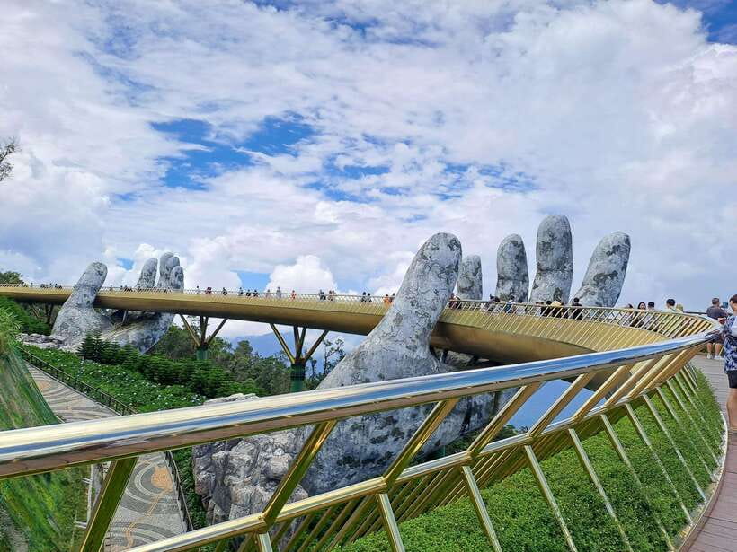 Bana Hills & Golden Hand Bridge Tour from Hoi An/ Da Nang - The cable car ticket isn’t optional: plan for lines