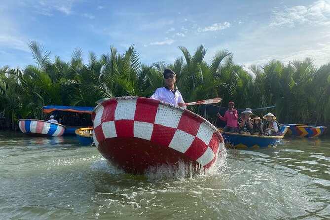 Basket Boat Ride, Coconut Forest, Sunset and Hoi An Town by Night - The included dinner: filling, local, and convenient