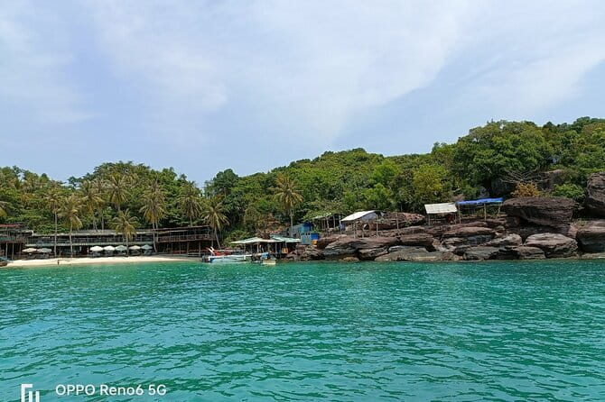 Cham island snorkeling tour - How the tour actually feels: private, but not stiff