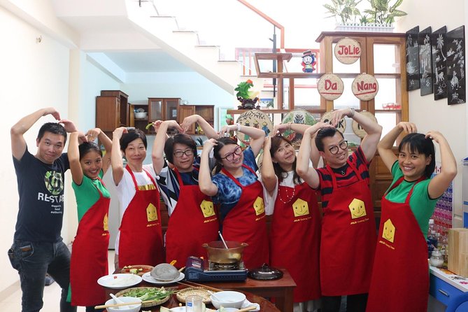 Da Nang Cooking Class with Coffee Tasting and Market Visit - How the hosts keep the experience smooth and fun