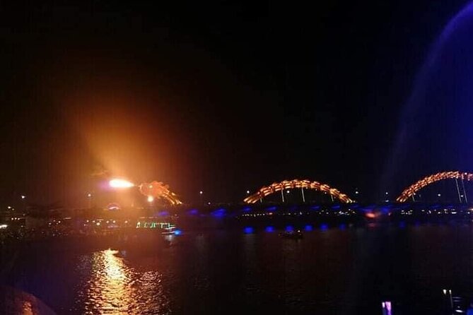 Da Nang Cycle Rickshaw Tour Private with Street Foods/Han Cruise - The role of the guide: why Mun’s name came up