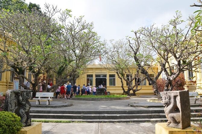 Da Nang Epic History Tour by Cham Museum & Tasty Cuisine/Cafe - Stop 3: APEC Park for a quick reset