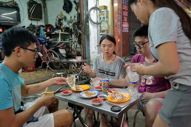 Da Nang Evening Food Tour - What you’ll eat in Da Nang: rice cakes, noodles, BBQ, seafood, and banh mi
