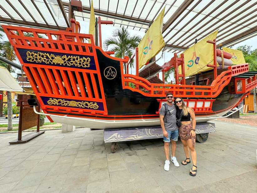 Da Nang: Full-day My Son Sanctuary And Hoi An Heritage Tour - 66 Bạch Đằng dance show and the “context stops” that help