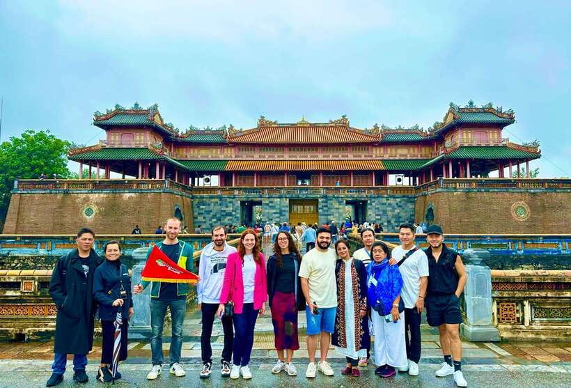 Da Nang: Hue Imperial Day Trip, Hai Van Pass Train, & Lunch - Thien Mu Pagoda on the Perfume River: calm, active, photogenic