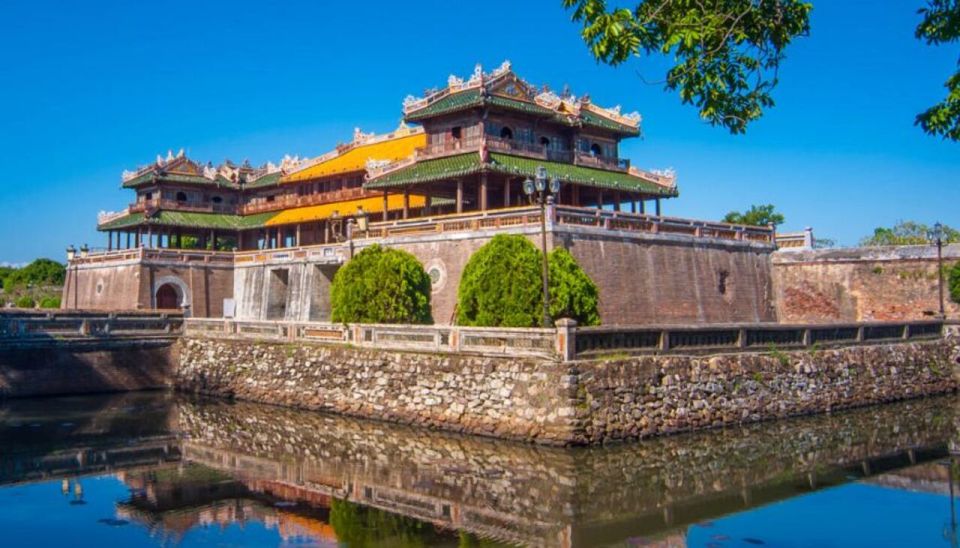 Da Nang: Imperial City of Hue Day Trip with Lunch and Ticket - Lunch that keeps the day from turning into a scramble