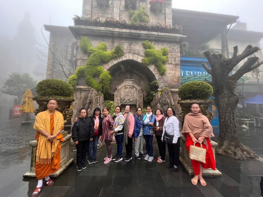 Da Nang: Lady Buddha, Marble Mountains, and Am Phu Cave Tour - Âm Phủ Cave: a hell-themed walk done in a single block