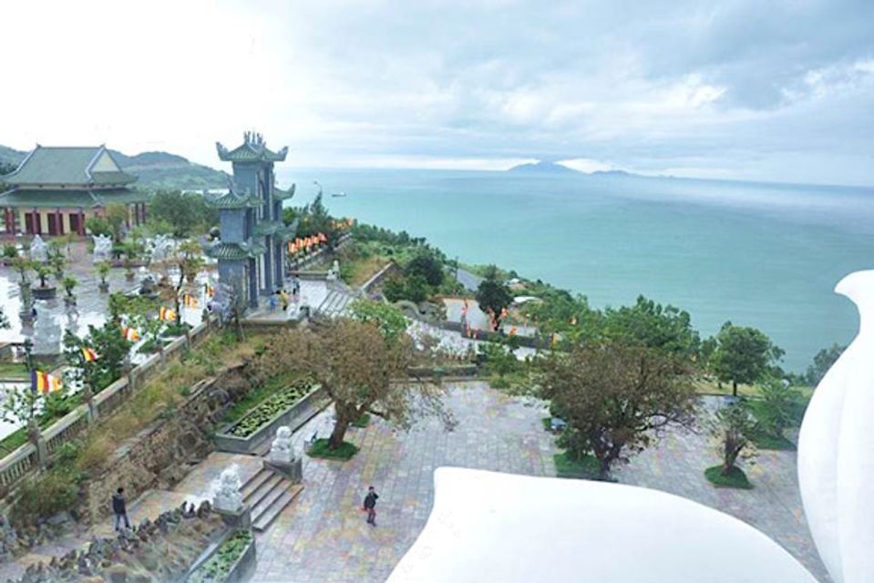 Da Nang: Lady Buddha, Marble Mountains, and Hoi An Day Trip - Food, Shopping, and the Included Meals That Save You Time