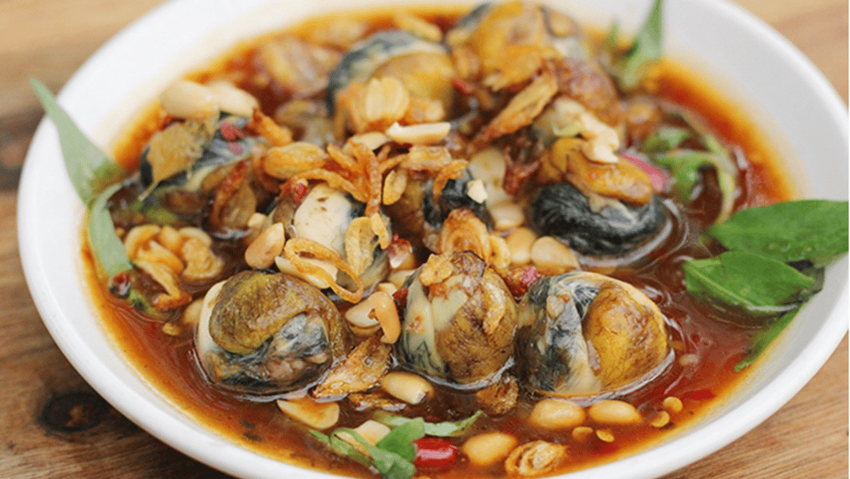 Da Nang: Local Street Food Walking Tour - Vietnamese coffee stop: quirky café time that feels like a local secret