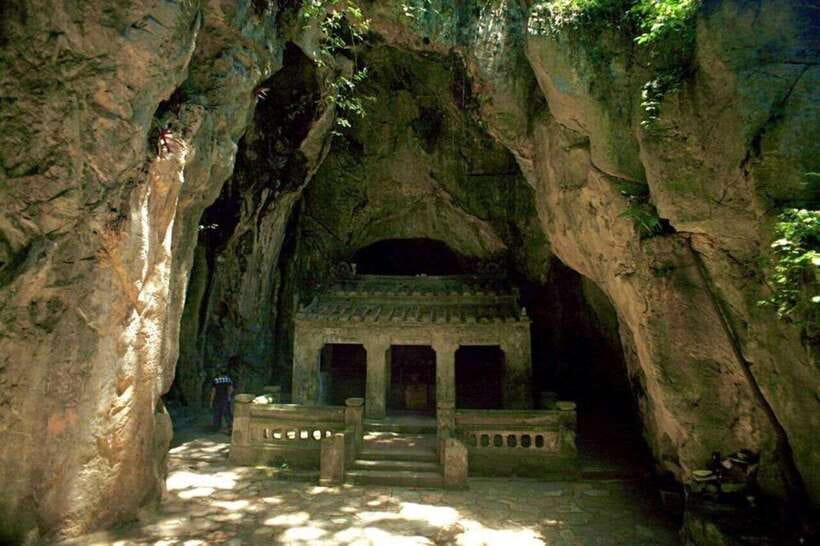 Da Nang : Marble Mountains - Monkey Mountains Half Day Tour - Transportation and comfort: an air-conditioned van with a small group