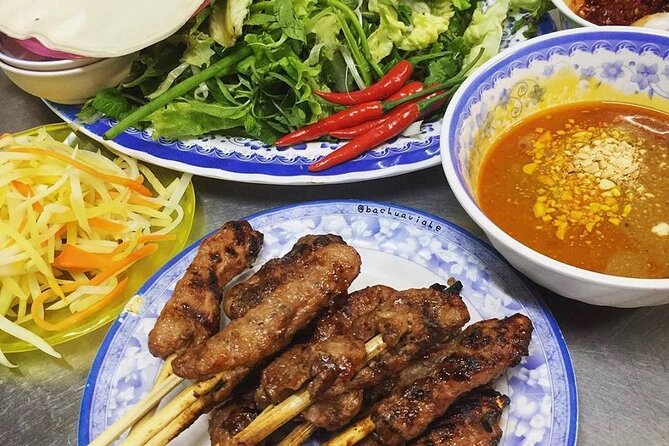 Da Nang Night Foodie Tour City and Han River Cruise By Private - Price and value: why $38 can make sense (if you choose the right option)