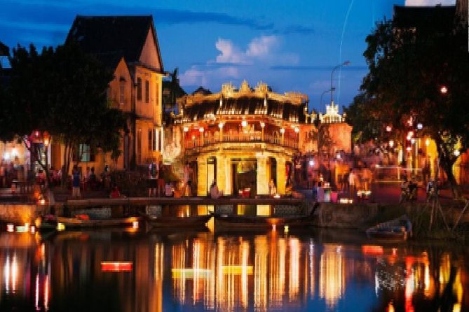 Da Nang Package Tour 4 Days 3 Nights - Day 1 in Hoi An: old town walks and an easy night option