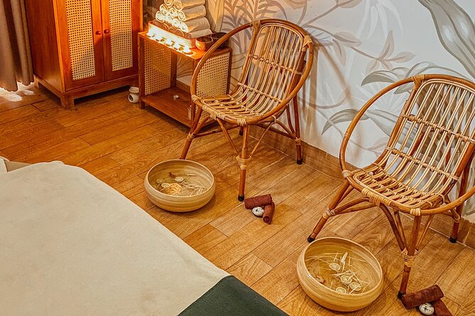 Da Nang: Private 90 minutes Aroma Massage by Trees Spa - What “aroma massage” means at Trees Spa