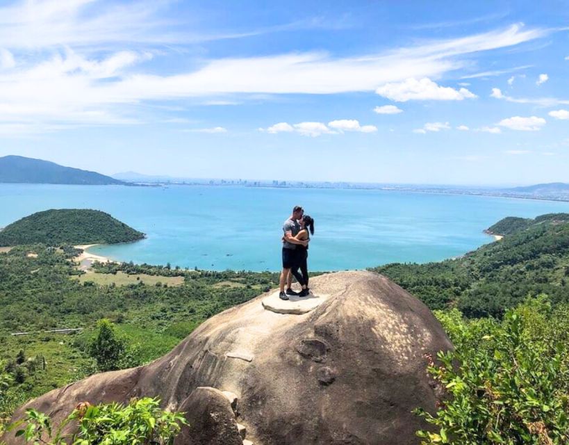 Da Nang: Private & All-Inclusive Instagram Tour - Linh Tu Pagoda and the big finale: Linh Ung and Son Tra Peninsula