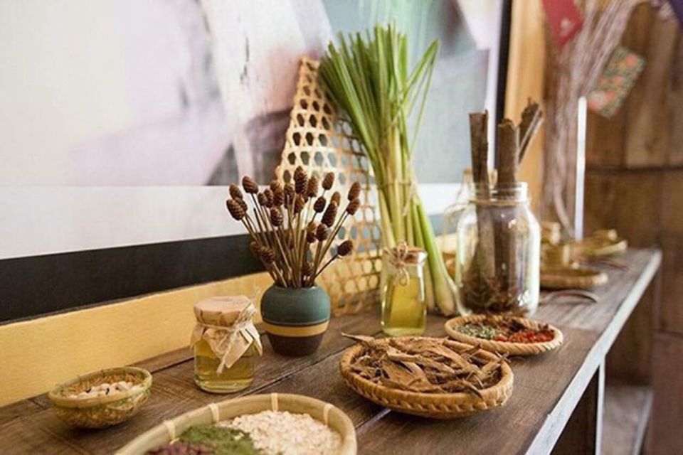 Da Nang: Relax with 60 minutes Foot Massage - Finding 34 Do Bi Street: A Straightforward Meeting Point in Da Nang