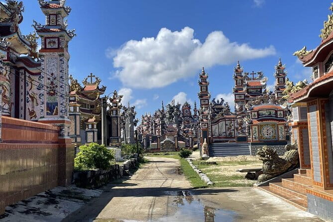 Da Nang: Round trip transfer to My Son sanctuary & Hoi An ancient - Price and value for a group of up to 5