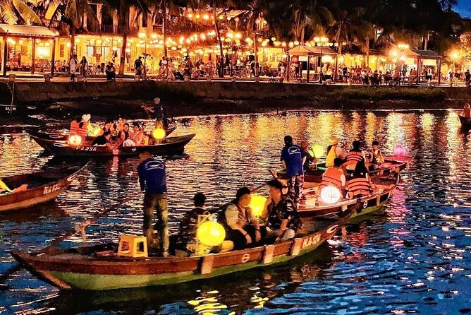 Da Nang: RoundTrip transfer to Hoi An ancient town by private car - Hotel Pickup in Da Nang: Smooth start, clear expectations
