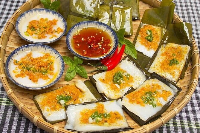 Da Nang Street Food Private Tour With Local Students - Private Da Nang Street Food with Student Guides