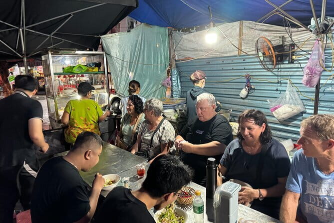 Danang Food Tour With Local Students - Dragon Bridge Lights and Kem Bơ Dessert