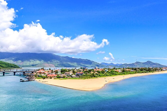 Danang - Hoi An - Hue: Transfer Hotel, Airport, Train Station - Turning a transfer into a day with real stops