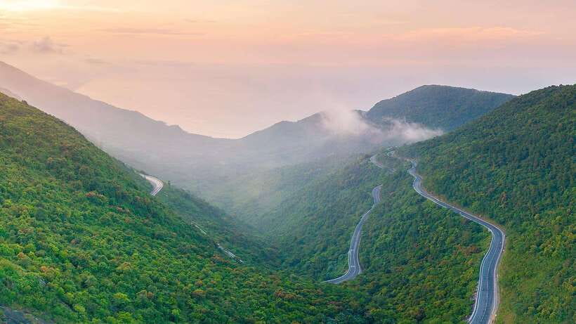 From Da Nang: Explore Hai Van Pass by US Army Jeep - The summit stop: Da Nang Bay and Lang Co Beach from above