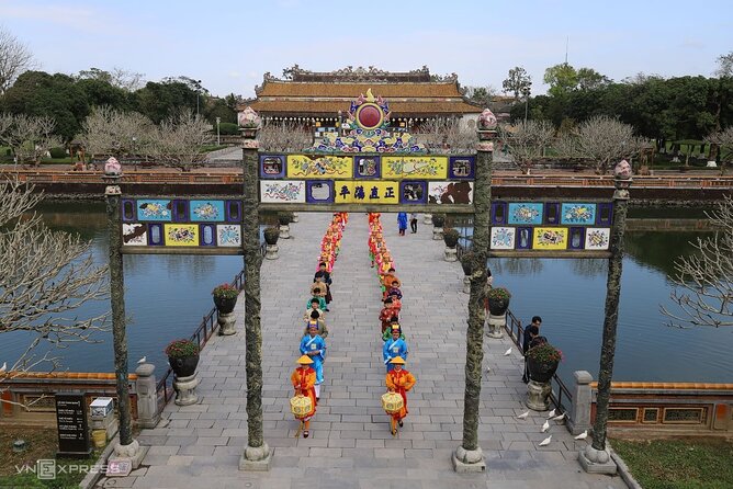 Full-Day Hue Imperial City with/without Hai Van Mountain Pass - Khai Dinh Tomb: 127 steps, a different kind of imperial statement