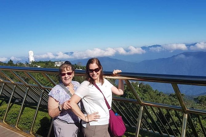 Golden Bridge Ba Na Hills & My Son Holyland - Private Guided Tour - Golden Bridge with Giant Hands: how the guide turns it into a photo win