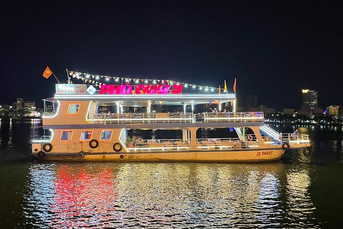 Han River by Night: Boat Trip Experience in Da Nang city, Vietnam - On-board vibe: snacks, dance, and crowd-level reality