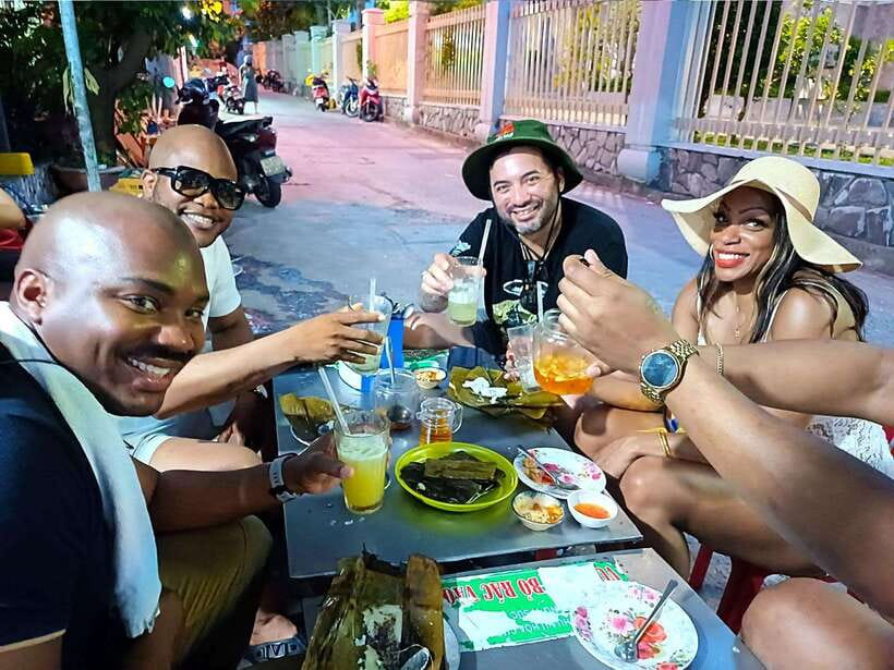 Hoi An/Da Nang: Da Nang Food Tour & Cruise Trip on Han River - Price and value: what $50 buys you in an evening