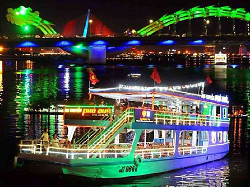 Hoi An/Da Nang: Da Nang Food Tour & Cruise Trip on Han River - The evening flow: pickup, van rides, and when you’ll eat