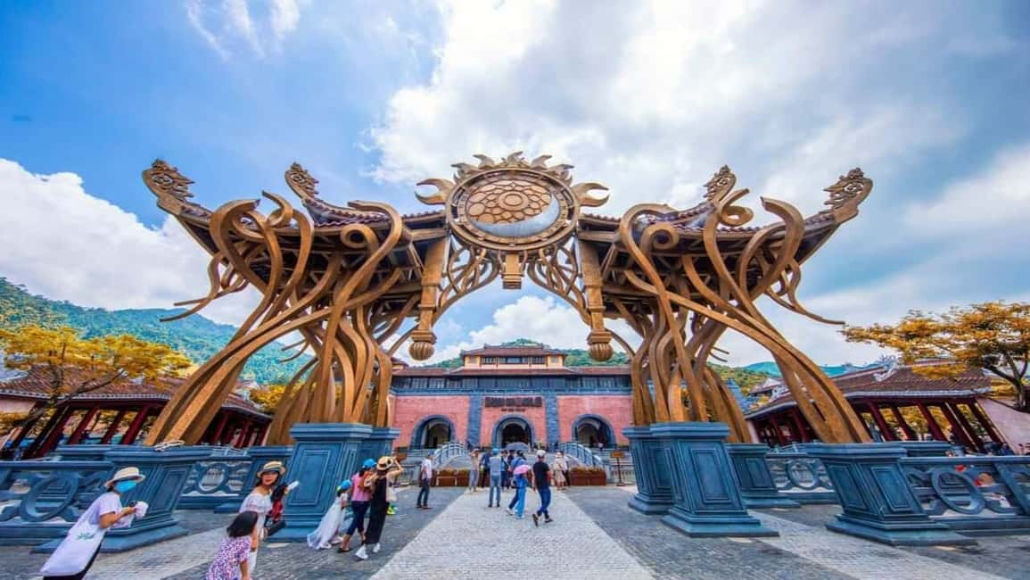 Hoi An/DaNang: Private Car Marble Mountain & Golden Bridge - Roller Coaster, Lava Train, and the 90-Plus Games at Fantasy Park