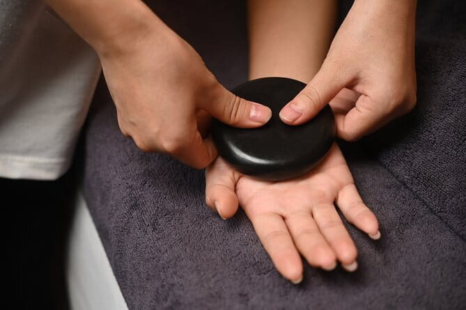 Hot Stone Massage For Full Body Blood Circulation At Da Nang - Before You Start: The Spa Vibe, Forms, and Your Tea