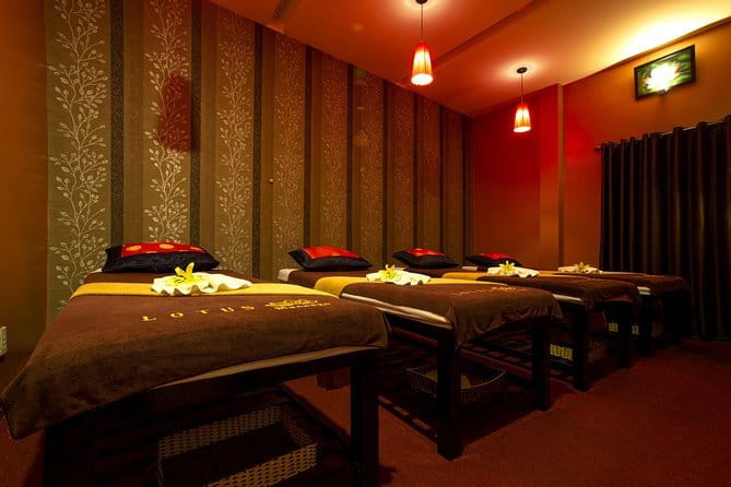 Hot Stone Massage For Full Body Blood Circulation At Da Nang - Should You Book This Hot Stone Massage at Oani Spa?