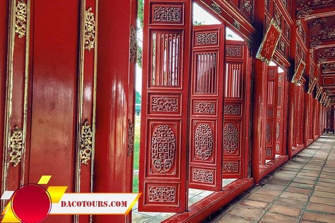 Hue Citadel tour by authentic Train via Hai Van Pass from Da Nang - Lang Co Bay pause: quick photos without losing your rhythm
