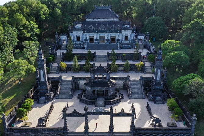 Hue City Day Tour with Dragon Boat from Hue or Danang, Hoi An - Thien Mu Pagoda: The River-View Stop That’s Actually Worth Slowing Down For