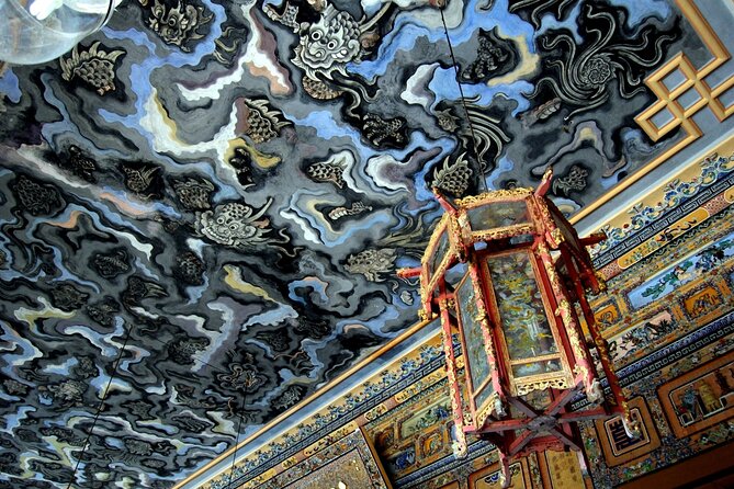 Hue Day Tour, Imperial Citadel, Khai Dinh Tomb & Thien Mu Pagoda - Thien Mu Pagoda: the Phuoc Duyen Tower photo moment