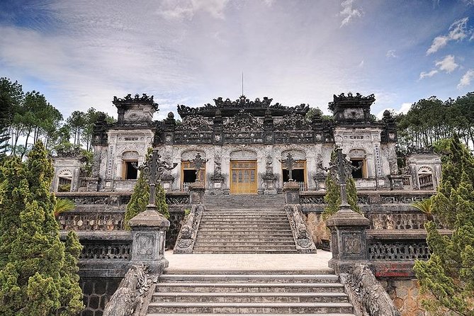 HUE IMPERIAL CITY: Full-Day Guided Tour from Da Nang or Hoi An - A Fast Way to Reach Hue: What This 9-Hour Day Trip Really Covers