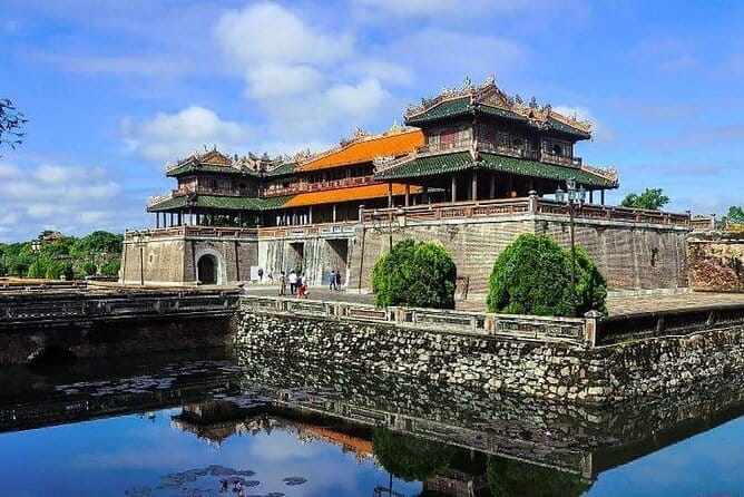 Marble Mountains and Ba Na Hills (Golden Bridge) full day tour - Value and price: why $141 can feel fair for what’s included