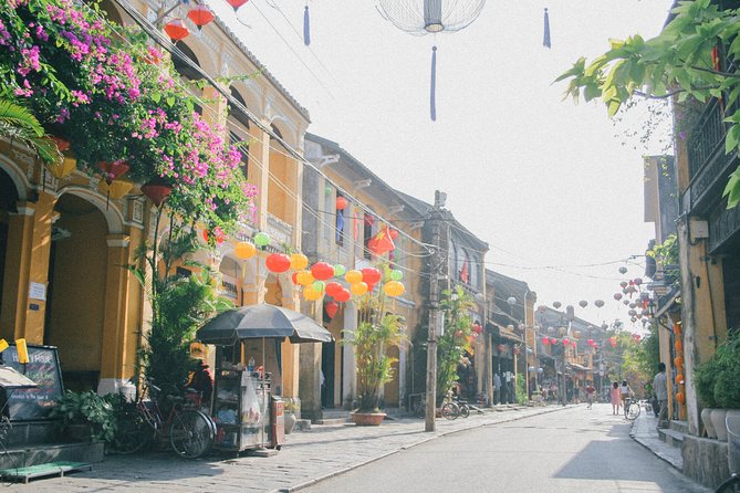 Marble Mountains - Hoi An Ancient Town Sunset Daily Ingroup Tour - Guides and pacing: why the experience feels smooth (when your guide is on point)