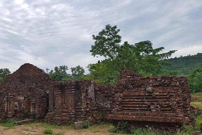 MY SON SUNRISE TOUR to avoid Crowds, Take Nice Photos from HOI AN or DANANG CITY - Sunrise, cloud cover, and photo strategy in a low-crowd setting