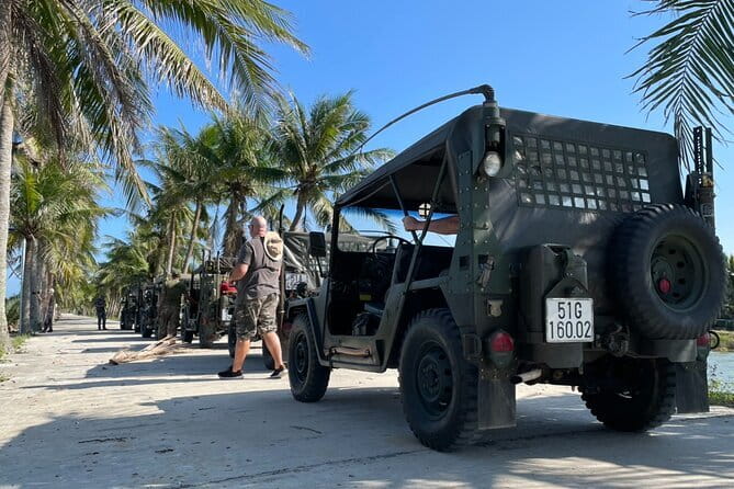 Private Half Day Jeep Tour in Son Tra Peninsula - Why a Private US Army Jeep Works So Well on Son Tra