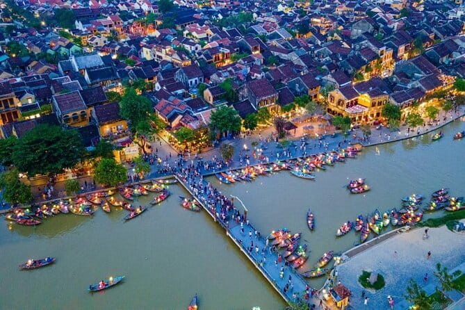 Private HoiAn Ancient Town Night Market Street food tour by Night - Private small-group + pickup: the evening stays easy