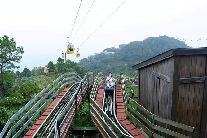 Private luxury Ba Na Hills & Hoi An Walking Tour, Night Market - Lantern-lit Old Town and the night market hour