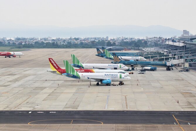 Private transfer Danang airport - Hotels in Danang - Finding Your Driver: Signs, Vouchers, and Messaging