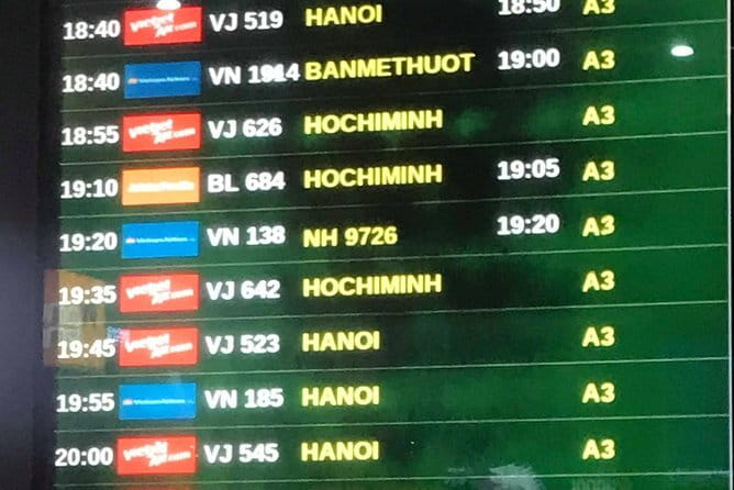 Private transfer service from Danang airport to Hotel - Night Arrivals and Early Departures (22:30 to 5:00)