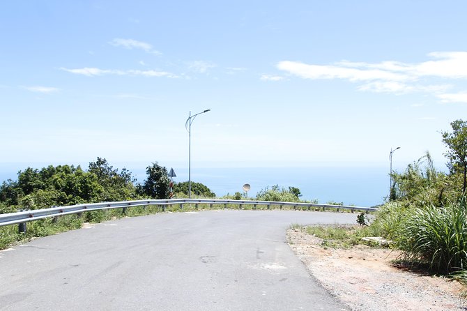 Scooter Adventure on Monkey Mountain - Ban Co Peak: the sea-breeze viewpoint break (and the Intercontinental nearby)