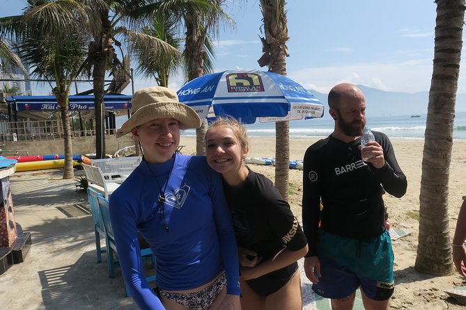 Surf Lessons - Small Class Size Coaching: Why the 1:4 Ratio Matters