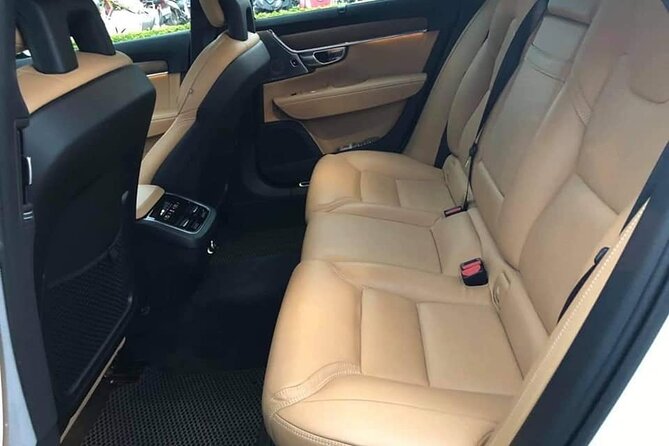 (TOP) Private car: Da Nang/Da Nang Airport (DAD) from/to Hoi An - Price and value: $15 per group for a fixed, private handoff